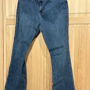 Women's Blue Jeans